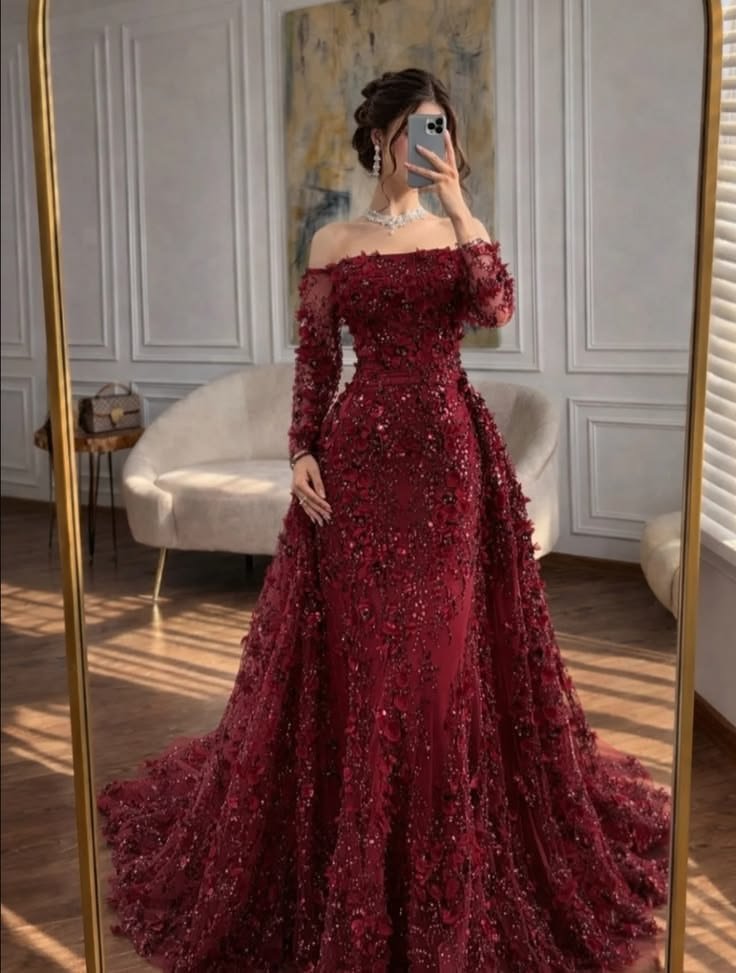 فستان زفاف وسهرة فاخر
